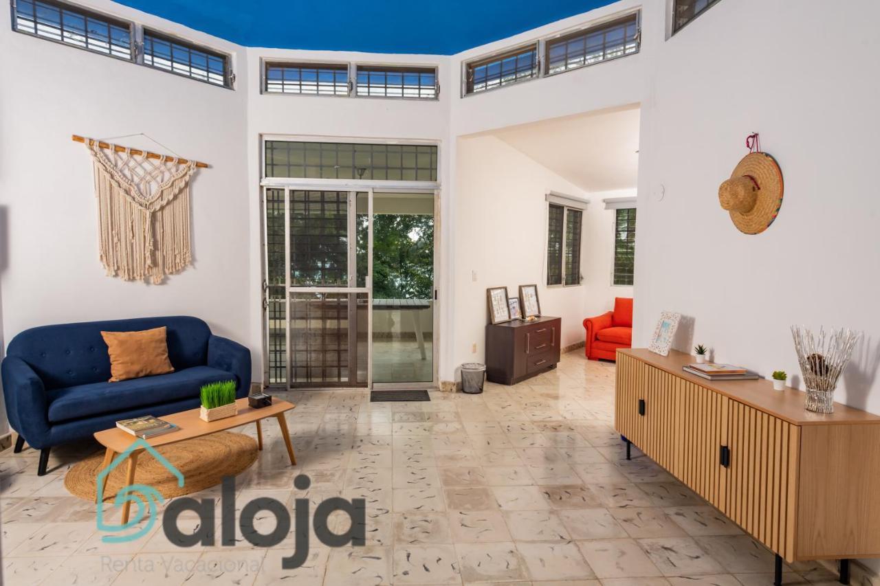Villa Xtohil With Private Access To The Magic 7 Colors Lagoon Бакалар Екстериор снимка