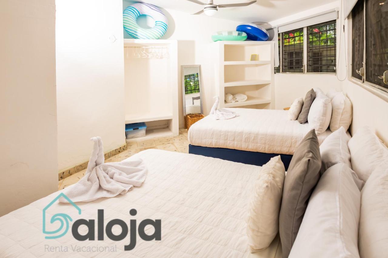 Villa Xtohil With Private Access To The Magic 7 Colors Lagoon Бакалар Екстериор снимка